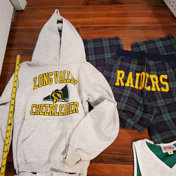 Entire Cheerleader Ensemble - Raiders - Great HALLOWEEN Costume - Picture 2 of 4